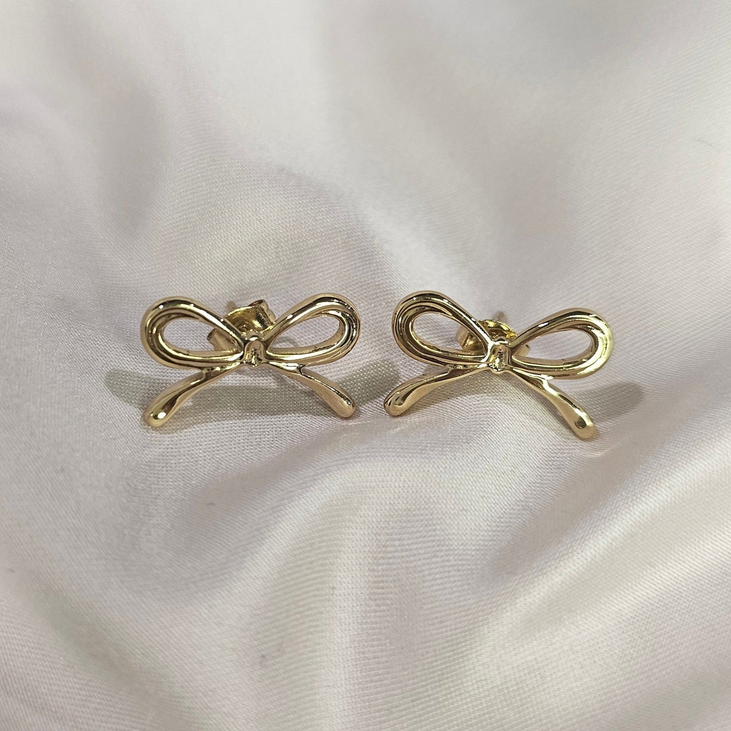 Gabriella Bow Studs