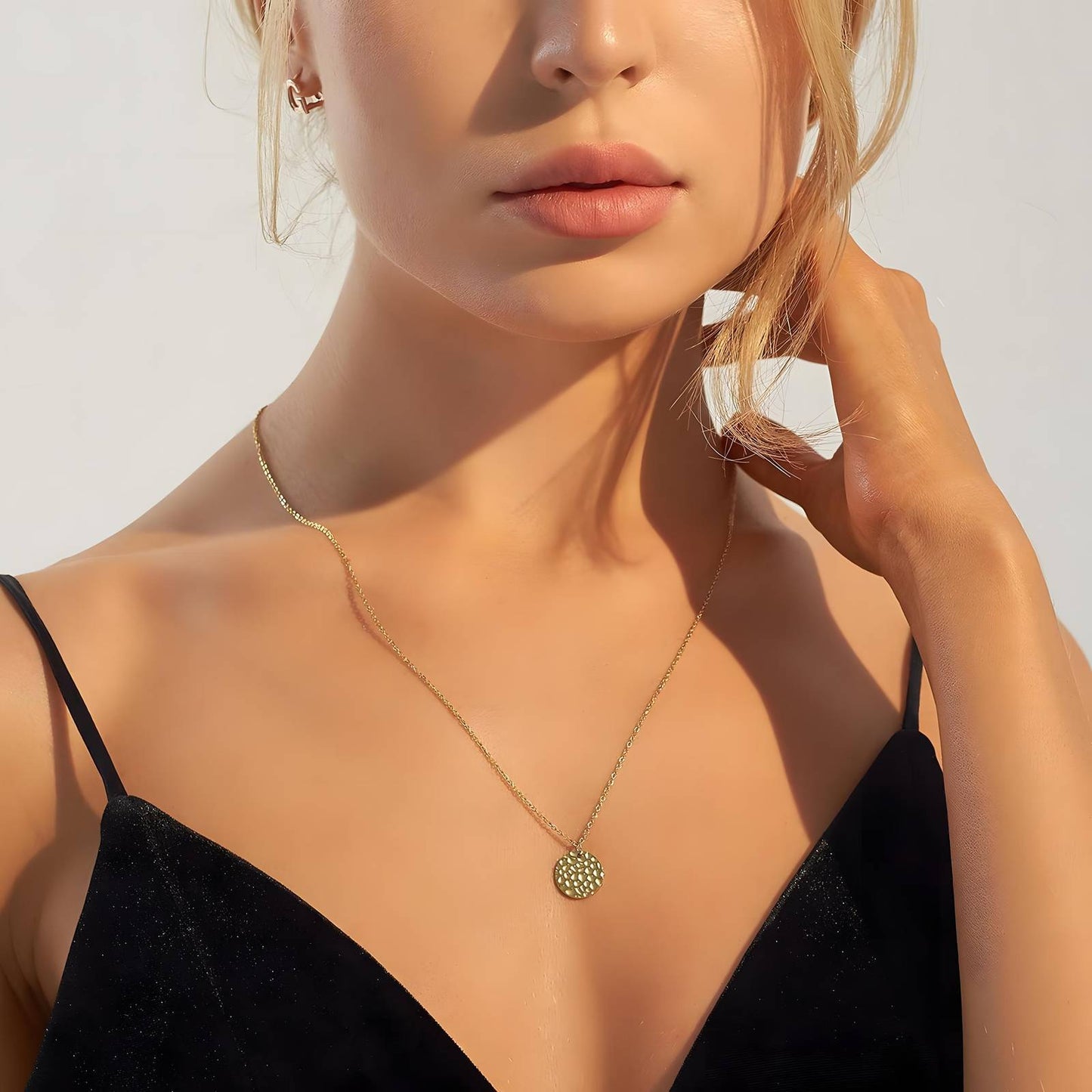 Faye Necklace