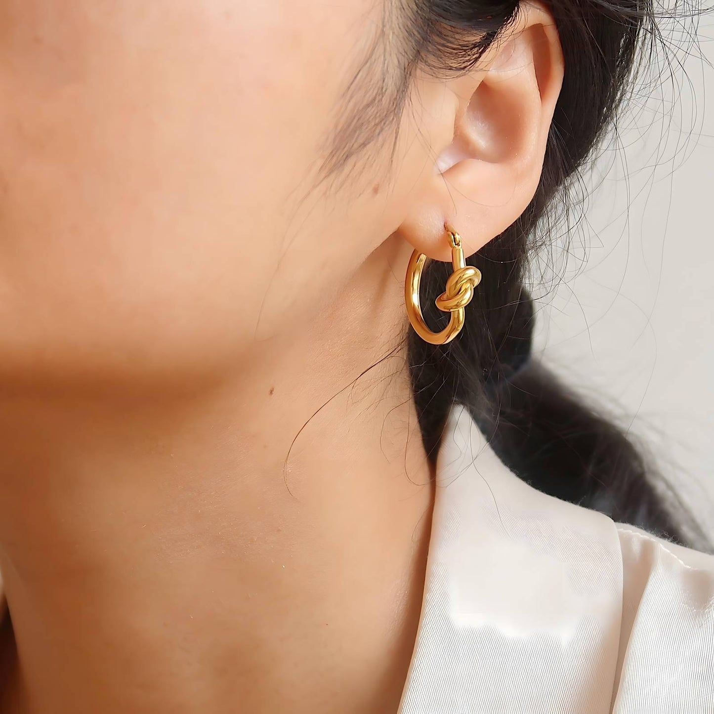 Emilia Knoted Hoops