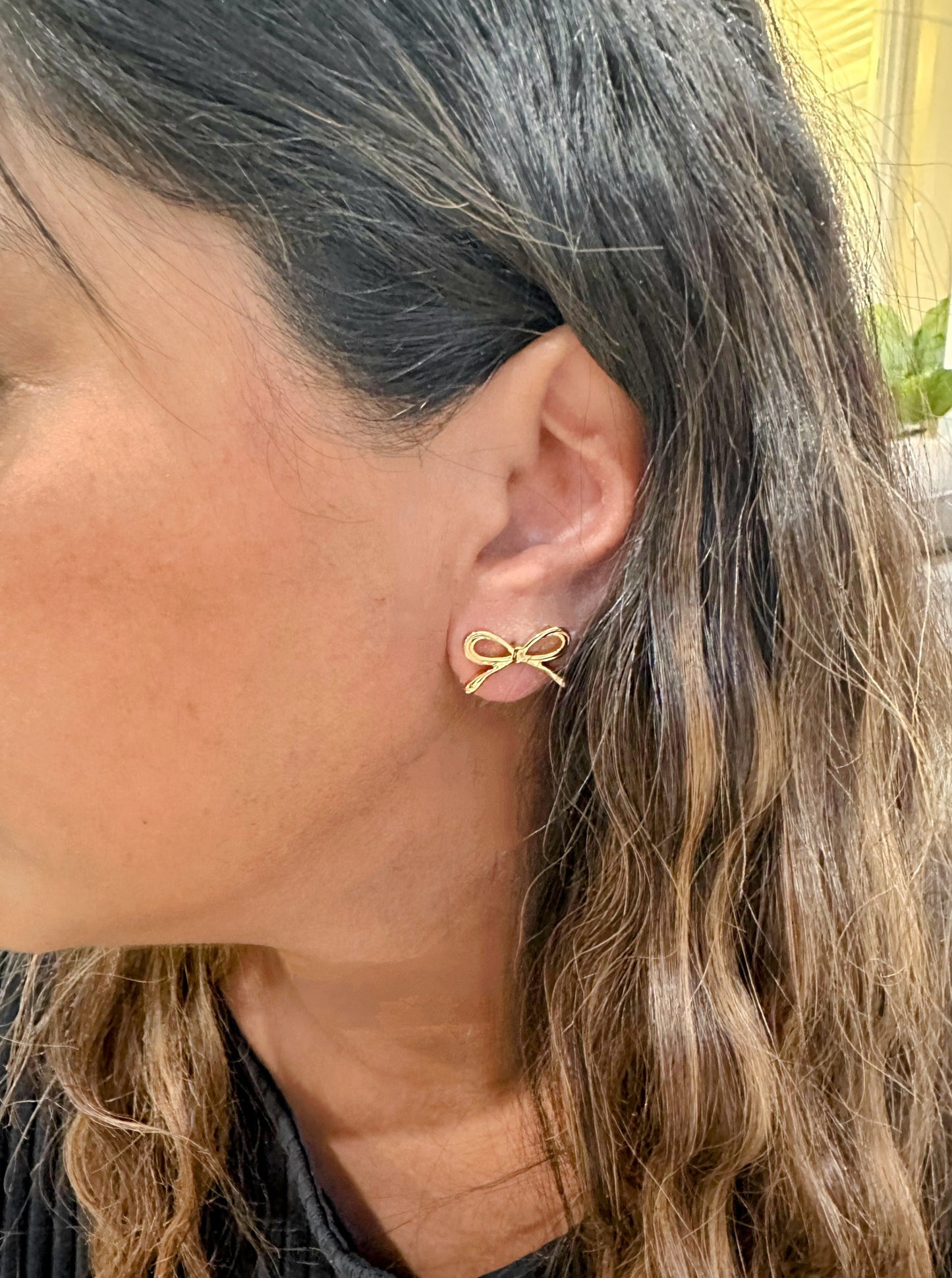 Gabriella Bow Studs